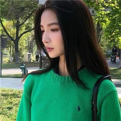 俏丽佳人
